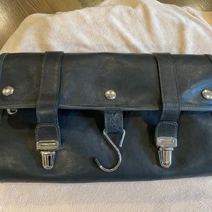 Moore & Giles Austin Hanging Leather Wash Kit